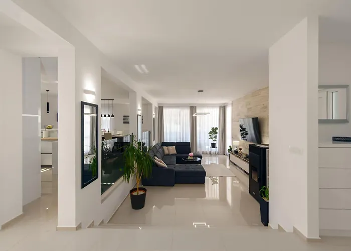 Villa Miranda With Pool Zaton (Zadar)