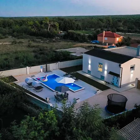 Villa Miranda With Pool Zaton (Zadar)