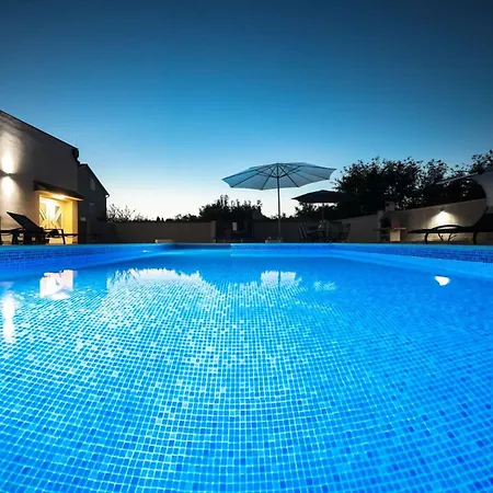 Miranda With Pool Zaton (Zadar)
