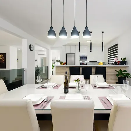 Miranda With Pool Villa Zaton (Zadar)