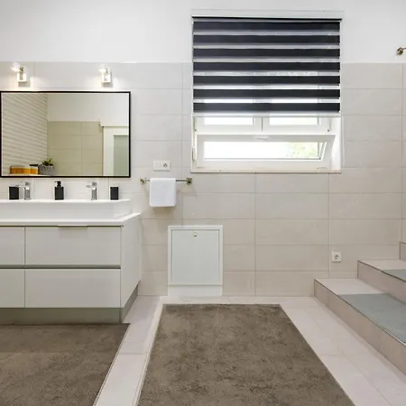 Miranda With Pool * Zaton (Zadar)