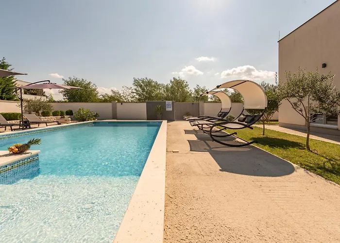 Miranda With Pool Villa Zaton (Zadar)