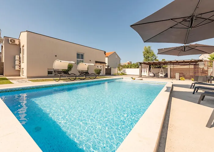 Villa Miranda With Pool Zaton (Zadar)